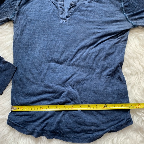 Holt Renfrew women long sleeve top size 4 - Picture 7 of 7